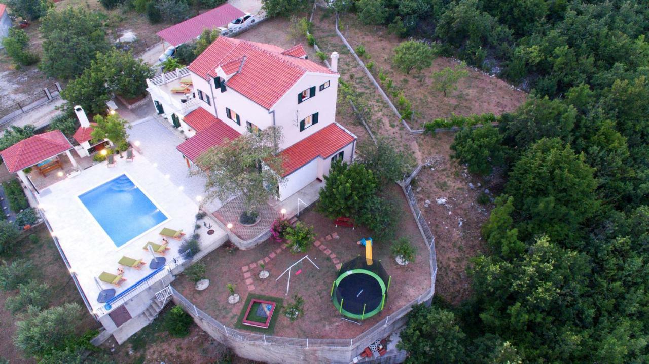 Holiday Home Koprivno 外观 照片